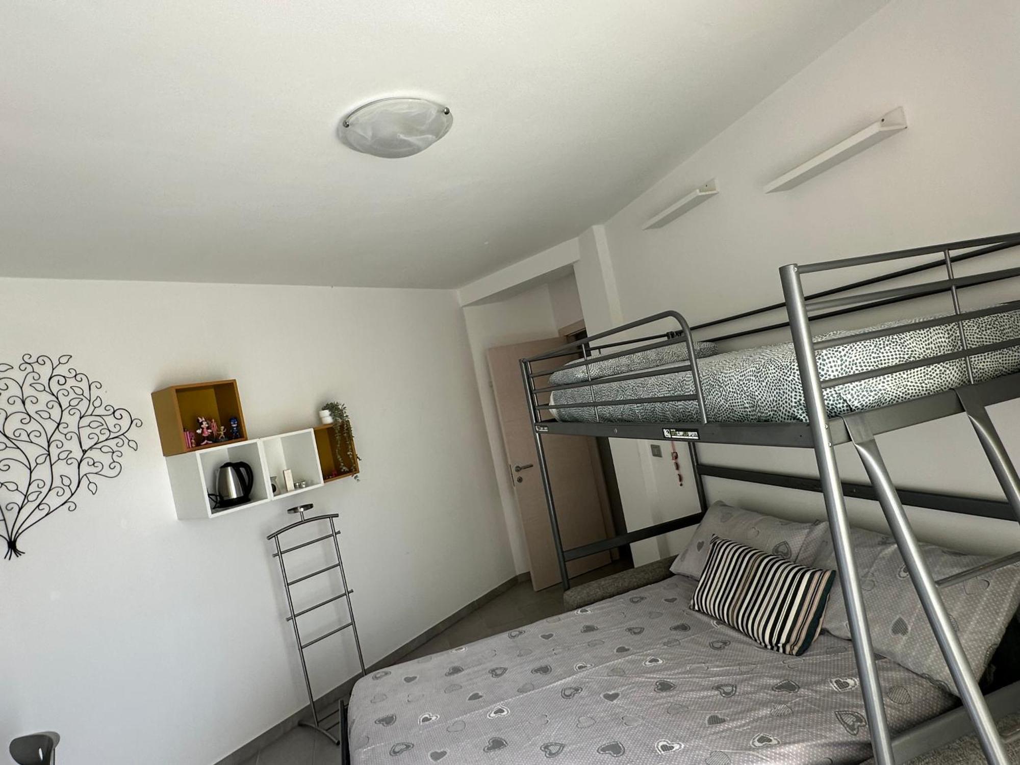 La Kasina Hotel Livorno Bagian luar foto