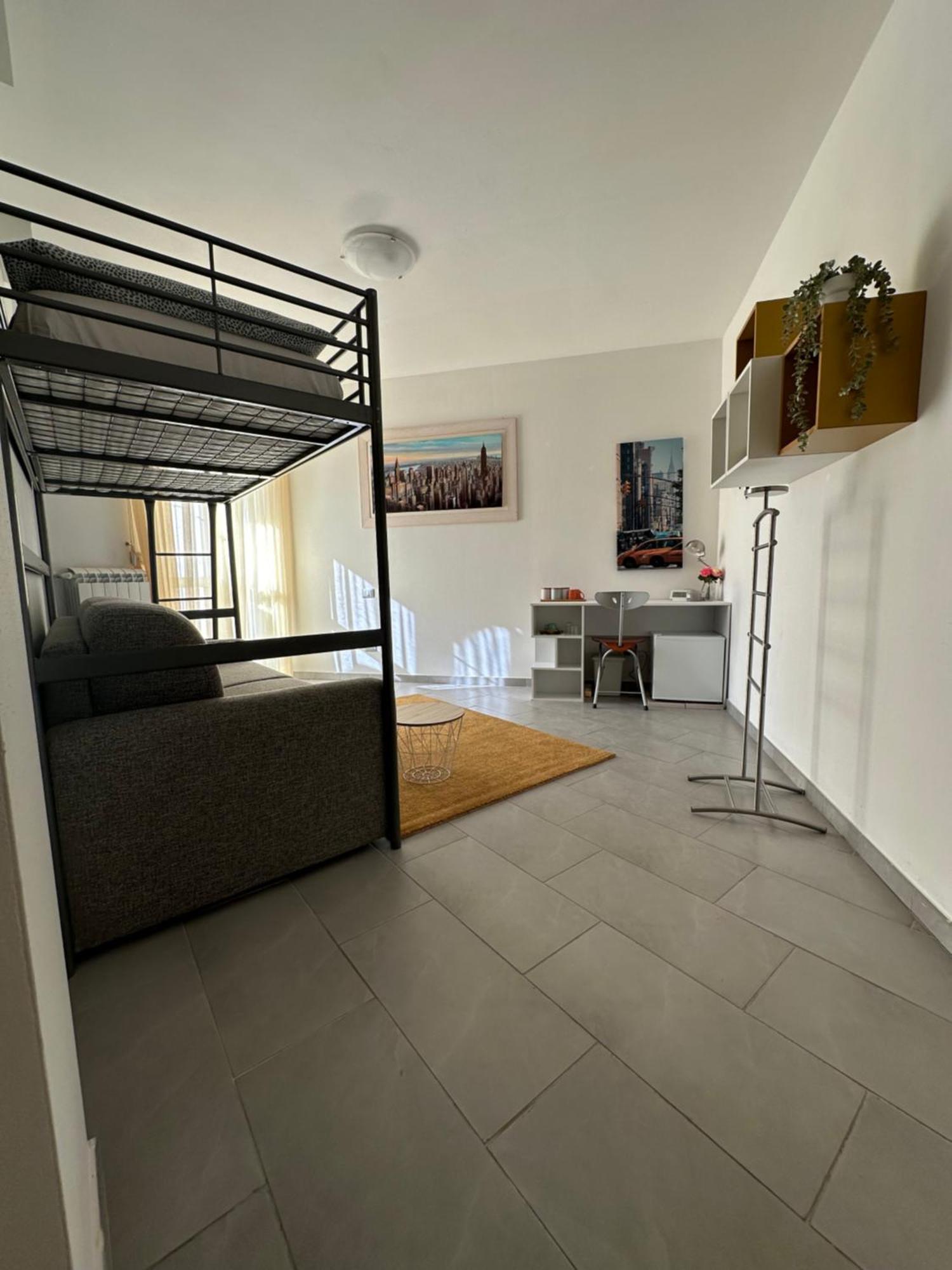 La Kasina Hotel Livorno Bagian luar foto