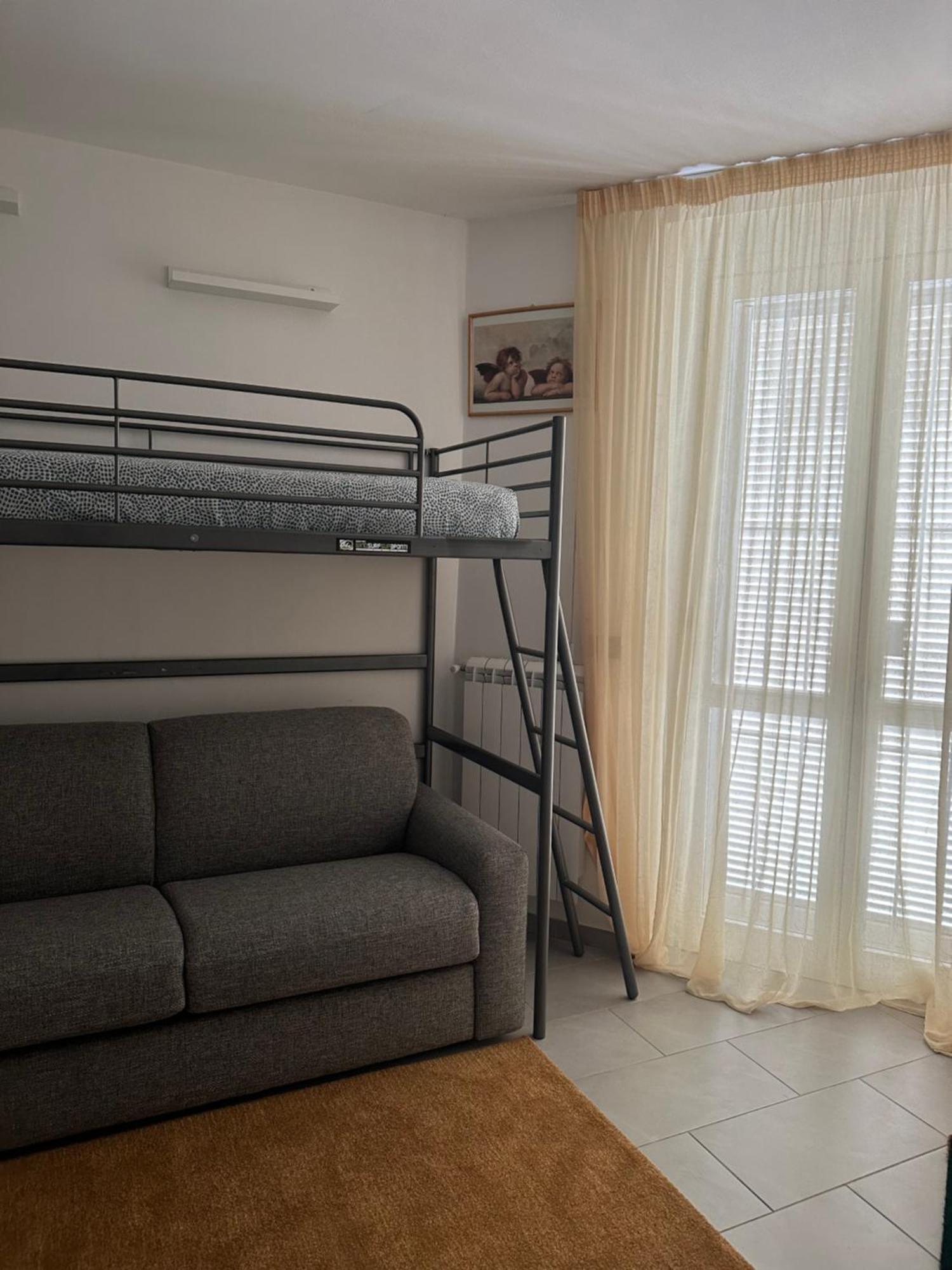 La Kasina Hotel Livorno Bagian luar foto